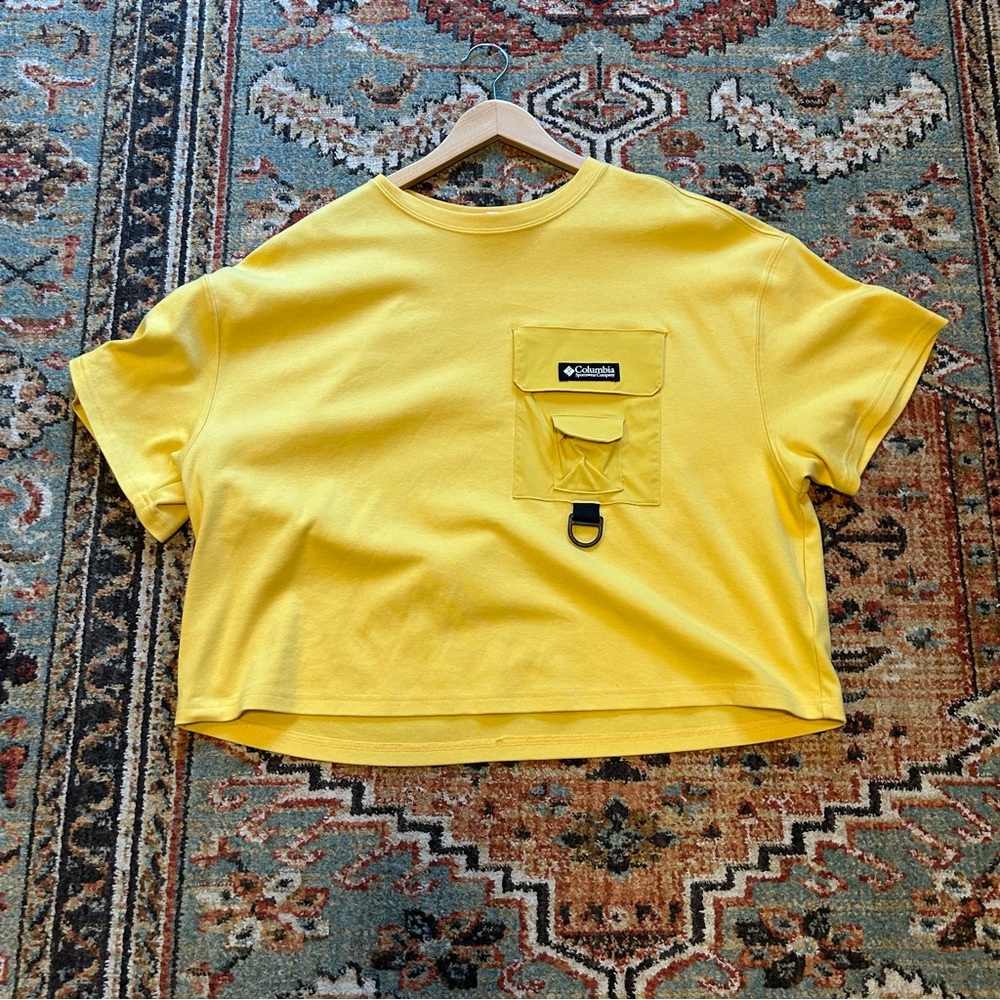 Columbia Cropped Utility Shirt Yellow with Red Trim Size XL